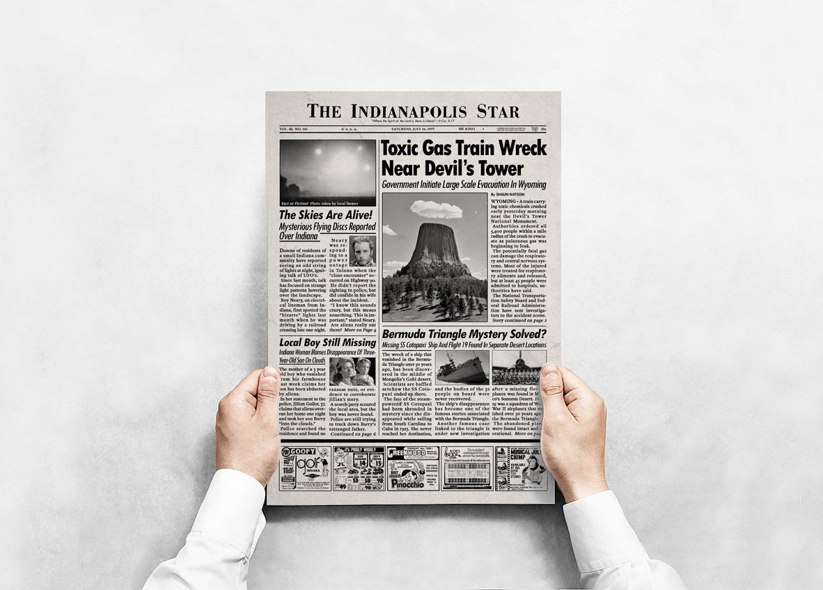Close Encounters of the Third Kind Newspaper Poster print